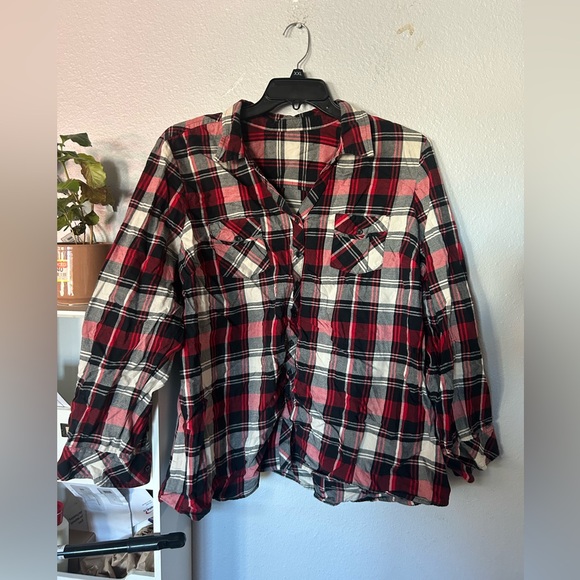 Source Unknown Tops - Red and Black Plaid Button-Up Shirt